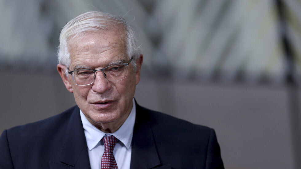 بوريل: دعوة ماكرون لحوار منفصل بين الاتحاد الأوروبي وروسيا تتطابق مع موقفنا