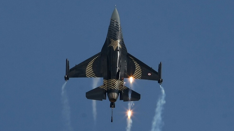 الدفاع التركية تعلن قصف أهداف لحزب العمال الكردستاني شمالي سوريا