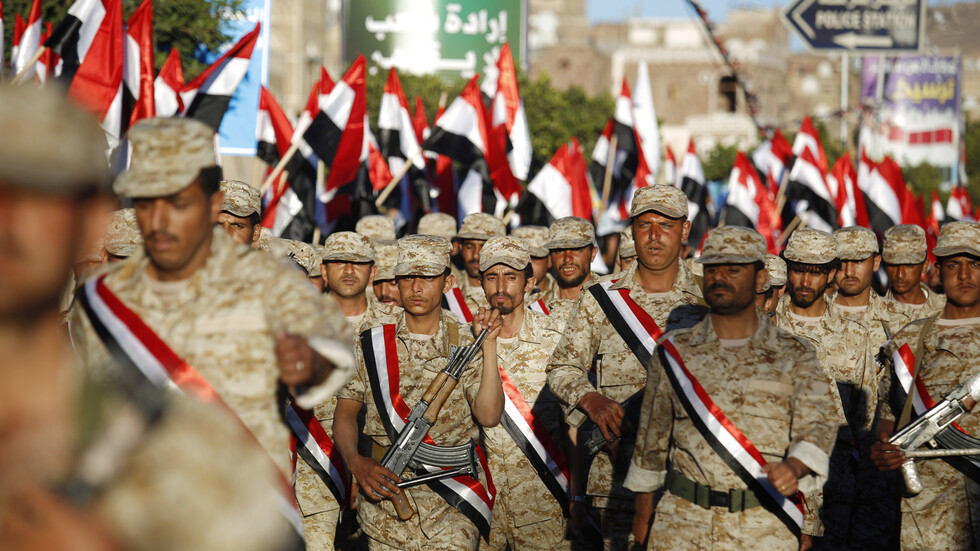 الحوثيون: الرد سيكون مؤلما والضربة للإمارات رسالة أولى للعدو والكيان الصهيوني