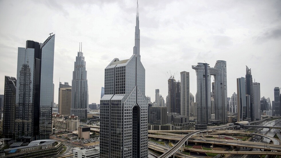 بعد أيام من هجوم الحوثيين على أبوظبي.. الإمارات تحظر تحليق الطائرات بدون طيار في البلاد