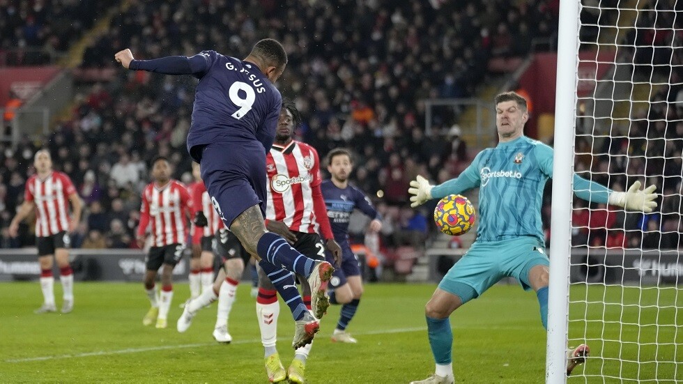 ساوثهامبتون يوقف قطار انتصارات مانشستر سيتي