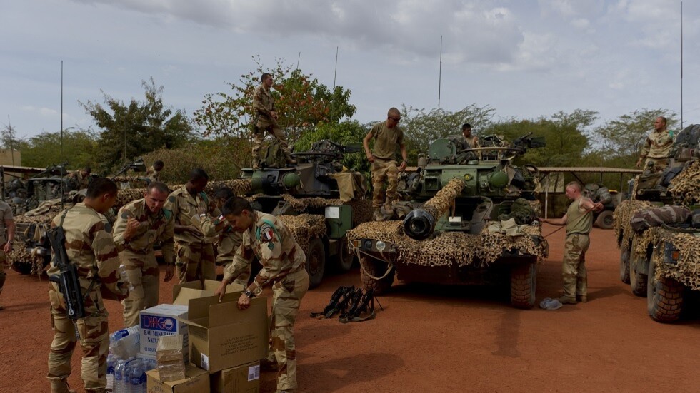 هجوم صاروخي يستهدف قاعدة غاو العسكرية الفرنسية شمالي مالي