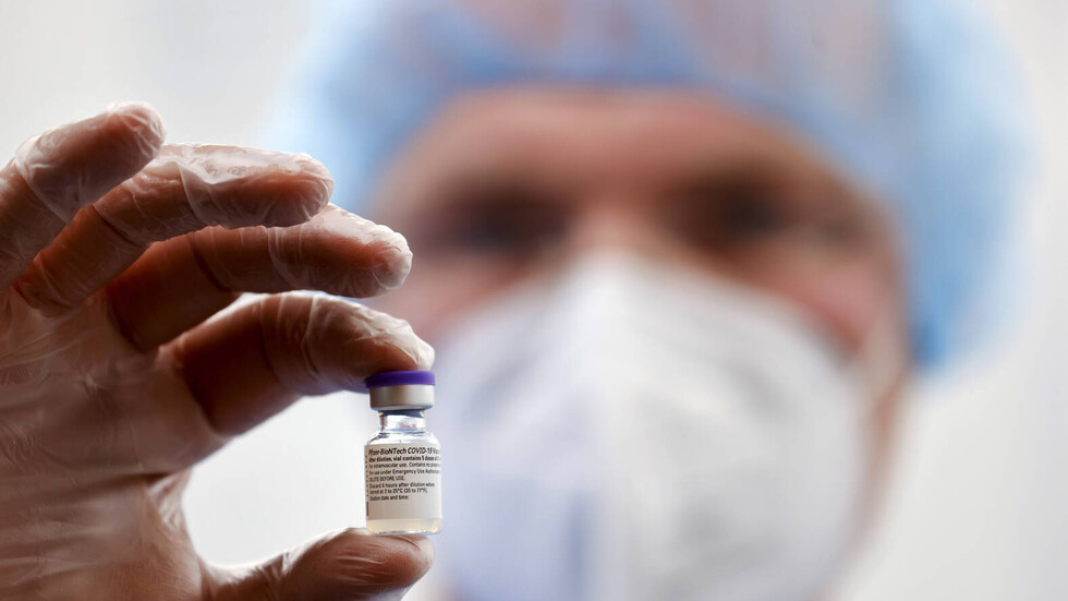 إسرائيل توصي بإعطاء جرعة معززة رابعة من لقاح كورونا لمن هم فوق الـ18عاما