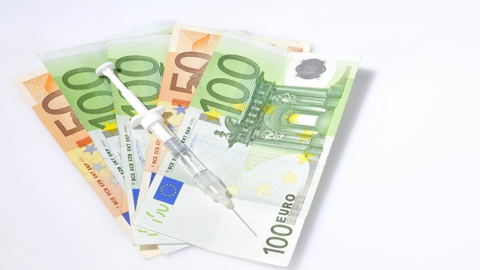 "النقد الدولي" يخفض تقديراته للنمو العالمي ويتوقع استمرار التضخم لمدة تفوق التوقعات