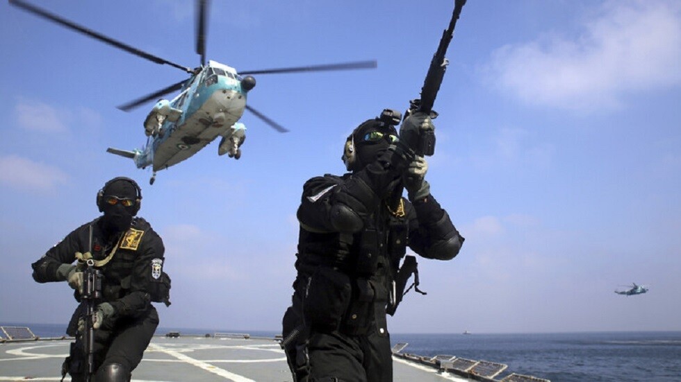 قائد البحرية الإيرانية: أصبحنا قوة حاسمة في المنطقة في مختلف المجالات