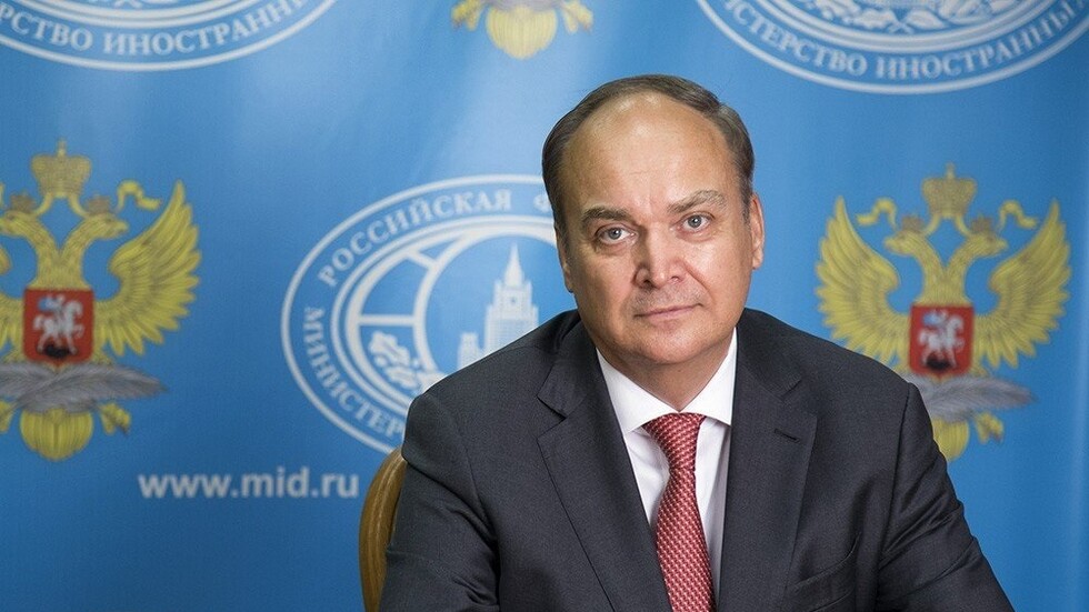 السفير الروسي لدى واشنطن: الإدارة الأمريكية تسعى لتقليص عدد الدبلوماسيين الروس في البلاد