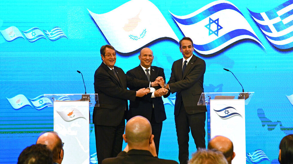 الاتحاد الأوروبي يدعم خط الكهرباء الذي يربط بين إسرائيل وقبرص واليونان