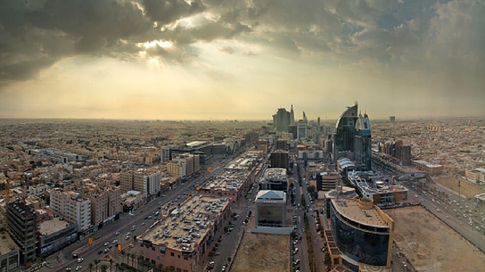 السعودية.. حريق في المستودعات بالصناعية الأولى في الرياض (صور)