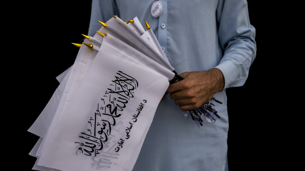 صحفية نيوزيلندية حامل تطلب المساعدة من