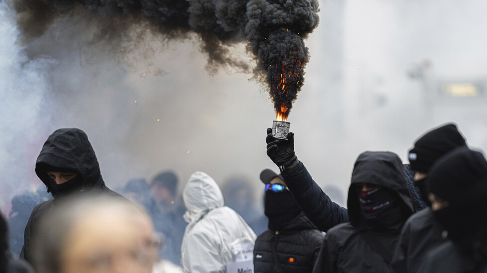 الاستخبارات النمساوية تحذر من خطر "تشدد معارضي التطعيم"