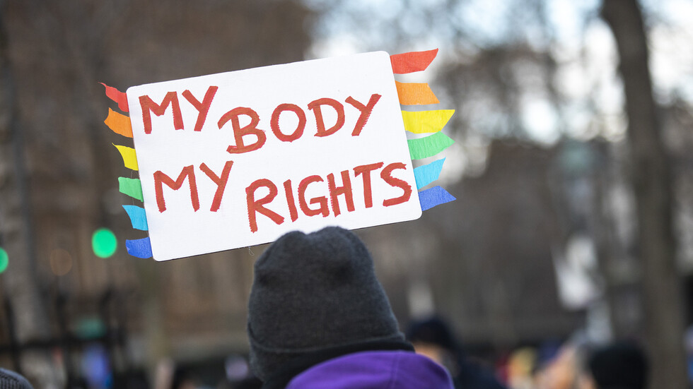 النمسا.. تظاهرات حاشدة احتجاجا على التطعيم الإلزامي