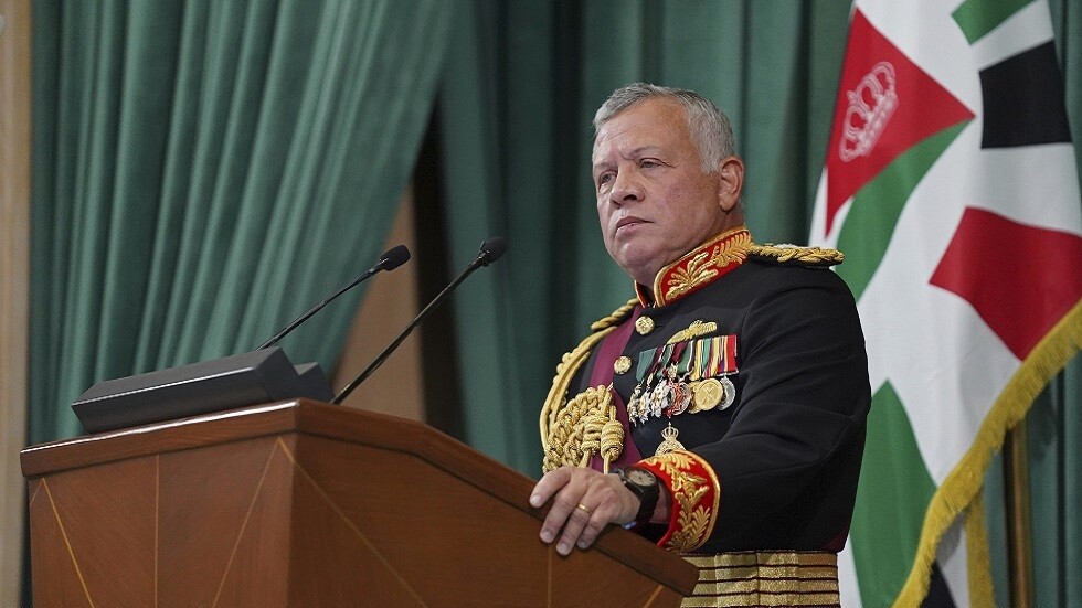 ولي العهد الأردني مهنئا الملك: ستون عاما وأنت في قلوبنا