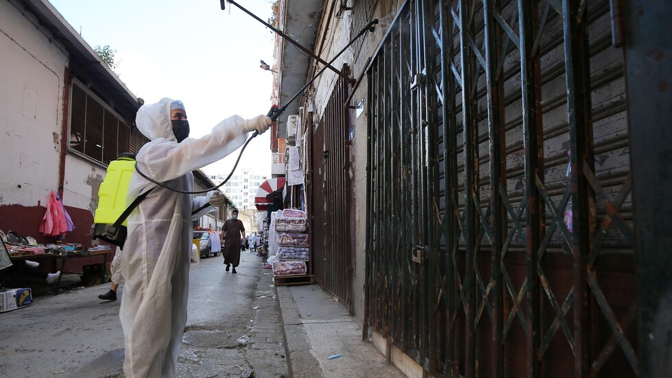 أول دولة عربية تسجل إصابة بسلالة