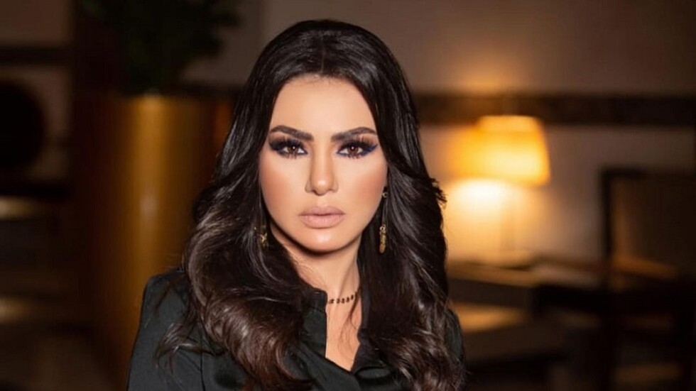 "فرحة القلب دي رزق".. الفنانة المصرية دينا فؤاد تنشر صورا من الحرم المكي
