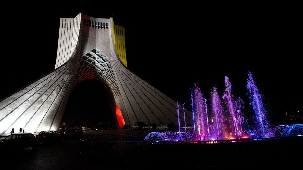 "إرنا": الحرس الثوري الإيراني يقتل مسلحا في هجوم جنوبي البلاد