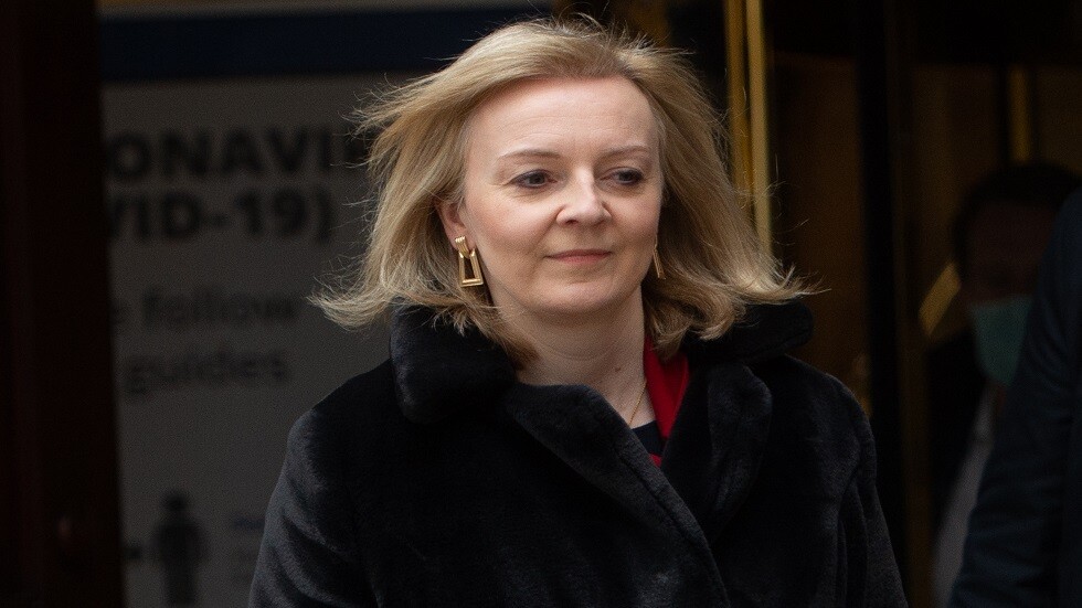 لندن: العقوبات الجديدة تشمل تجميد أصول الشركات الروسية