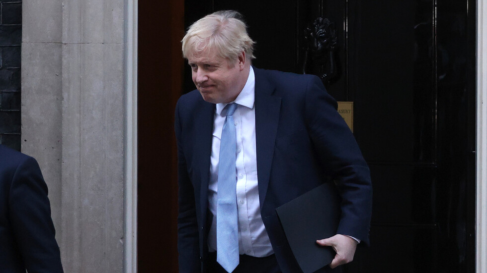 مساءلة جونسون أمام مجلس العموم البريطاني تحول دون محادثاته مع بوتين