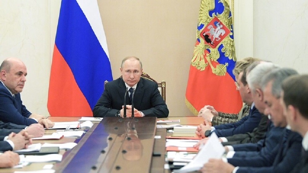 بوتين يعفي مساعد أمين مجلس الأمن الروسي من منصبه