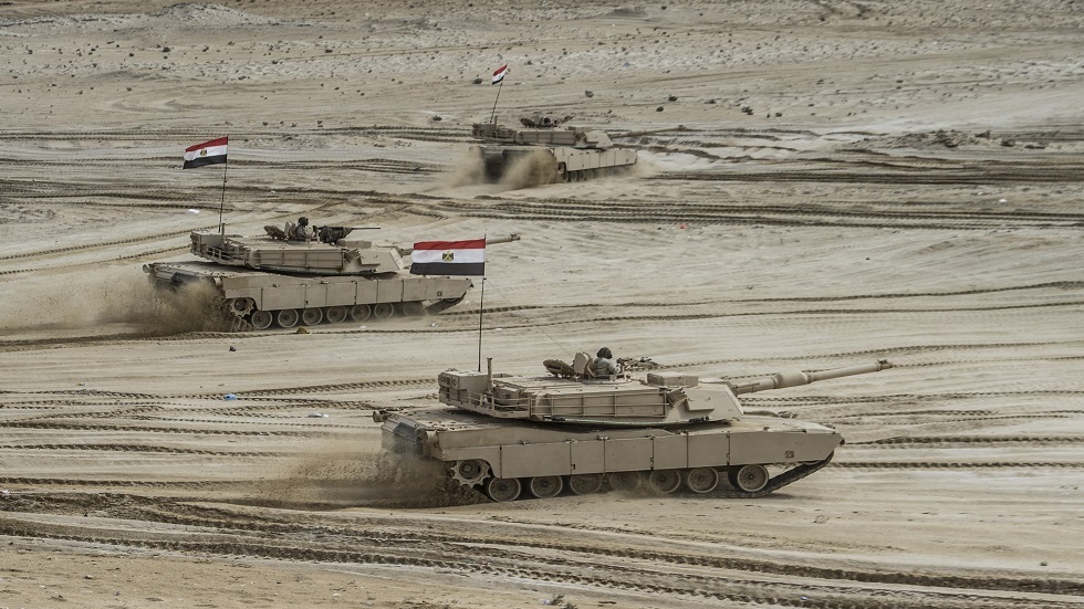 الجيش المصري يحصي تحركاته الميدانية عام 2021