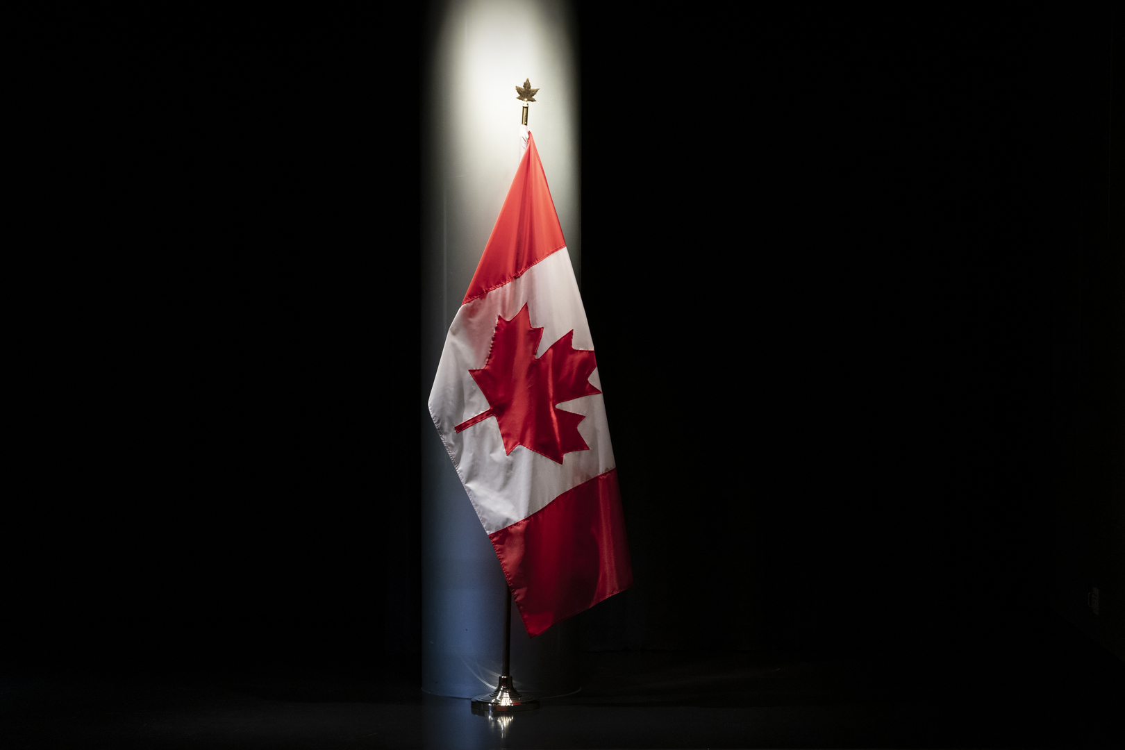 كندا تعلن عن اتفاق لدفع عشرات المليارات كتعويضات لأطفال السكان الأصليين وأسرهم بملف شغل الرأي العام