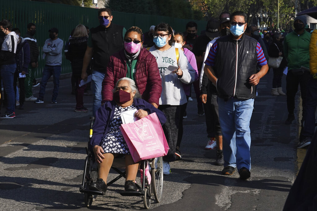 المكسيك تسجل عددا قياسيا للإصابات اليومية بكورونا