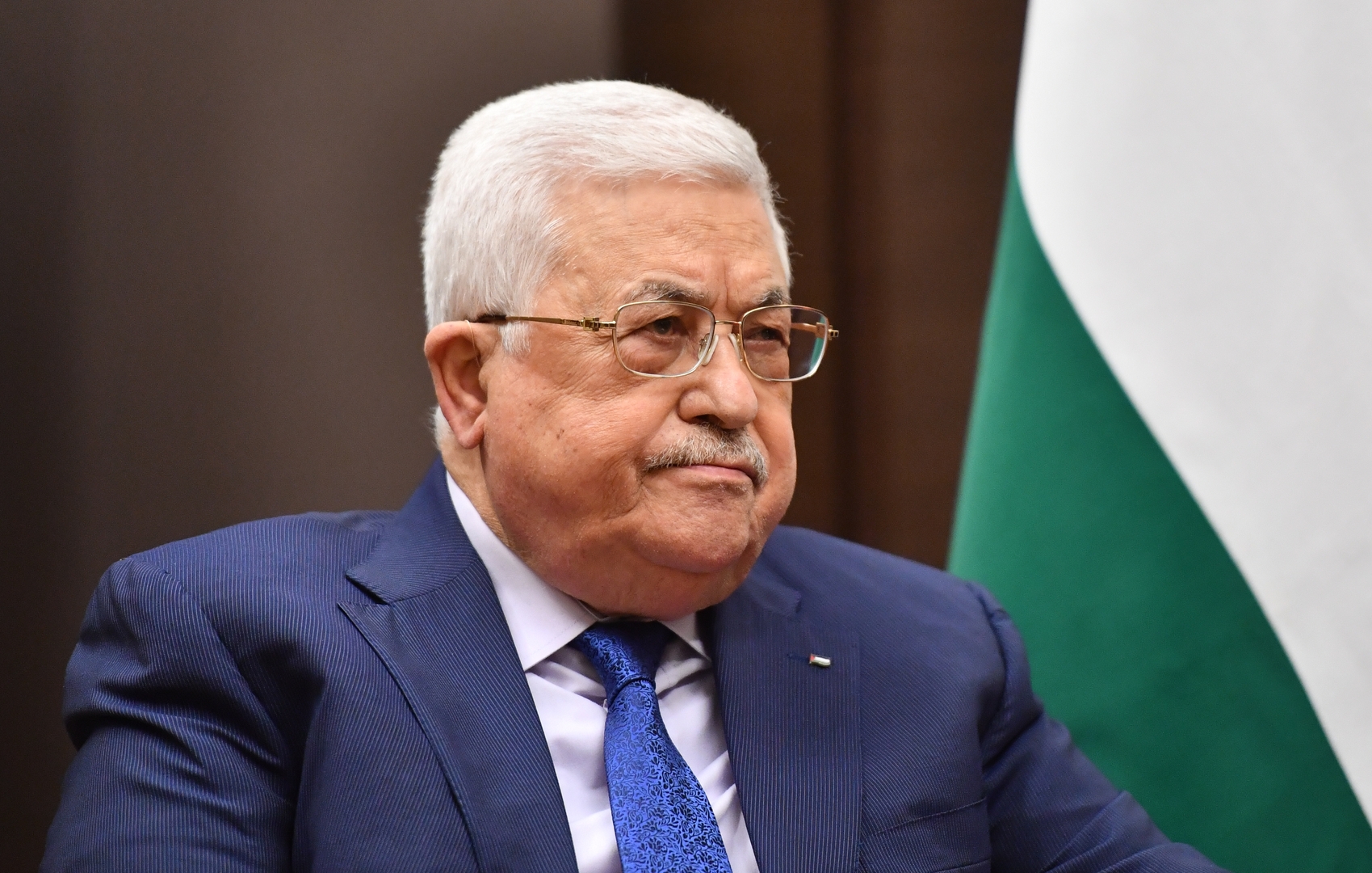 الرئيس الإسرائيلي يبعث برقية تعزية إلى محمود عباس بضحايا حادث سير أريحا