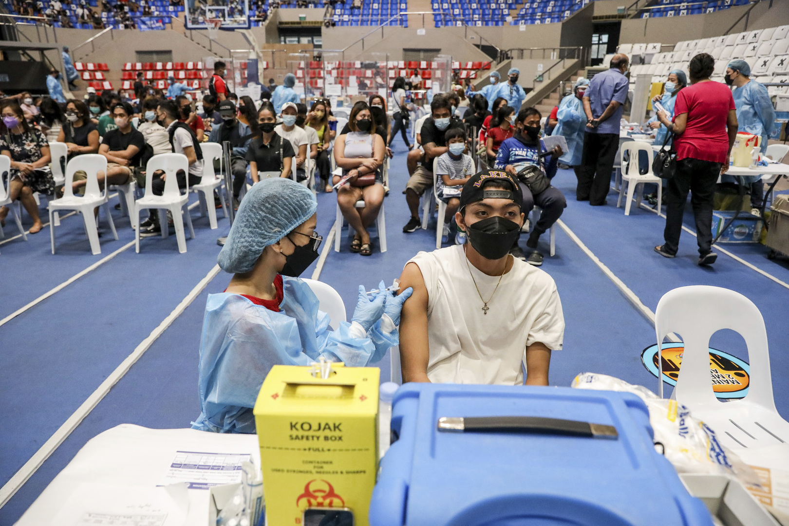 الفلبين تسجل رقما قياسيا جديدا في إصابات كورونا