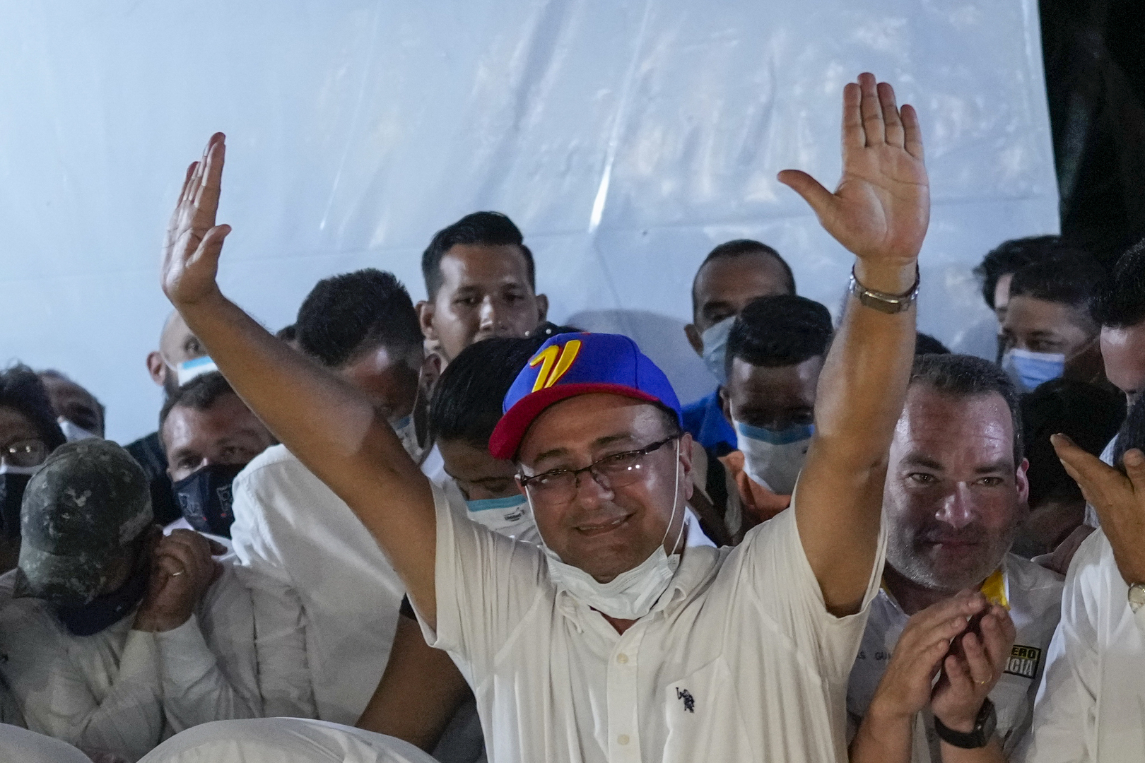 انتهاء عقود من هيمنة عائلة تشافيز.. انتصار تاريخي للمعارضة الفنزويلية