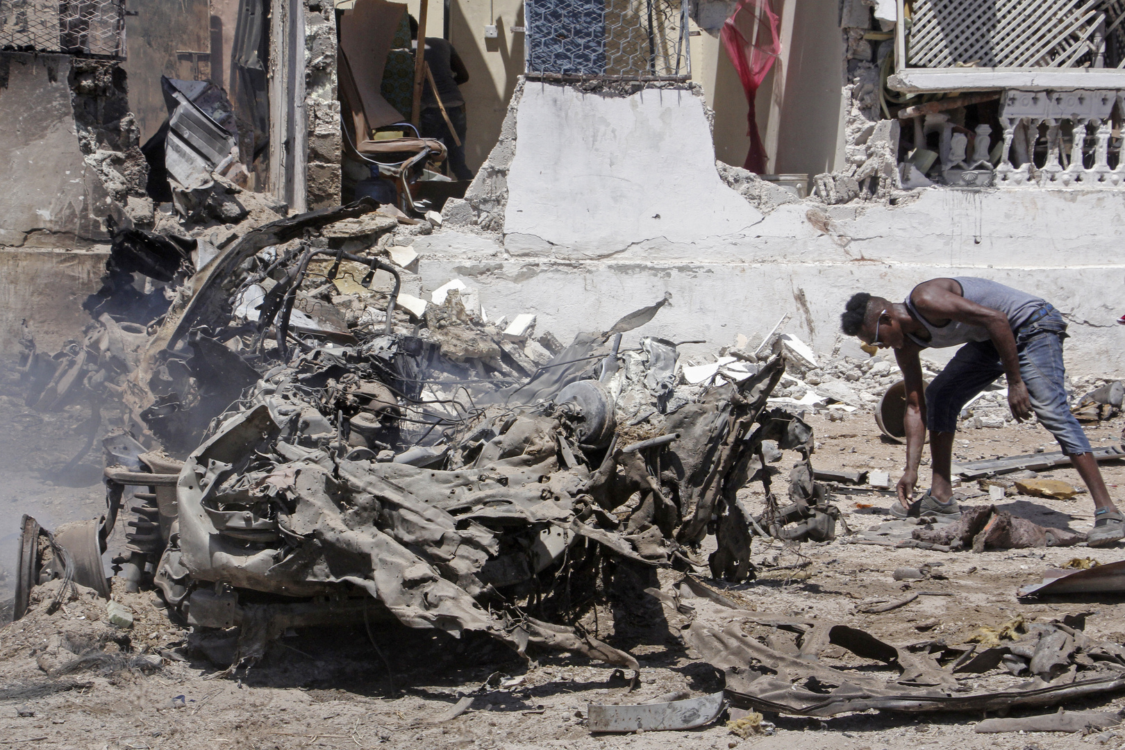 وسائل إعلام صومالية: 8 قتلى جراء تفجير يستهدف قافلة لشركة أمنية خاصة في مقديشو