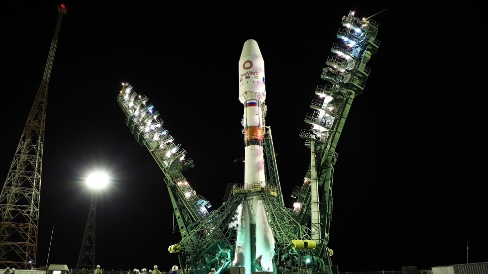 صاروخ روسي يحمل دفعة جديدة من أقمار OneWeb إلى الفضاء