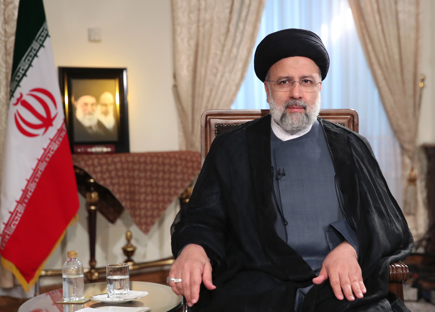 الرئيس الإيراني: مستمرون في مفاوضات فيينا لكن لن نربط كل الملفات بها
