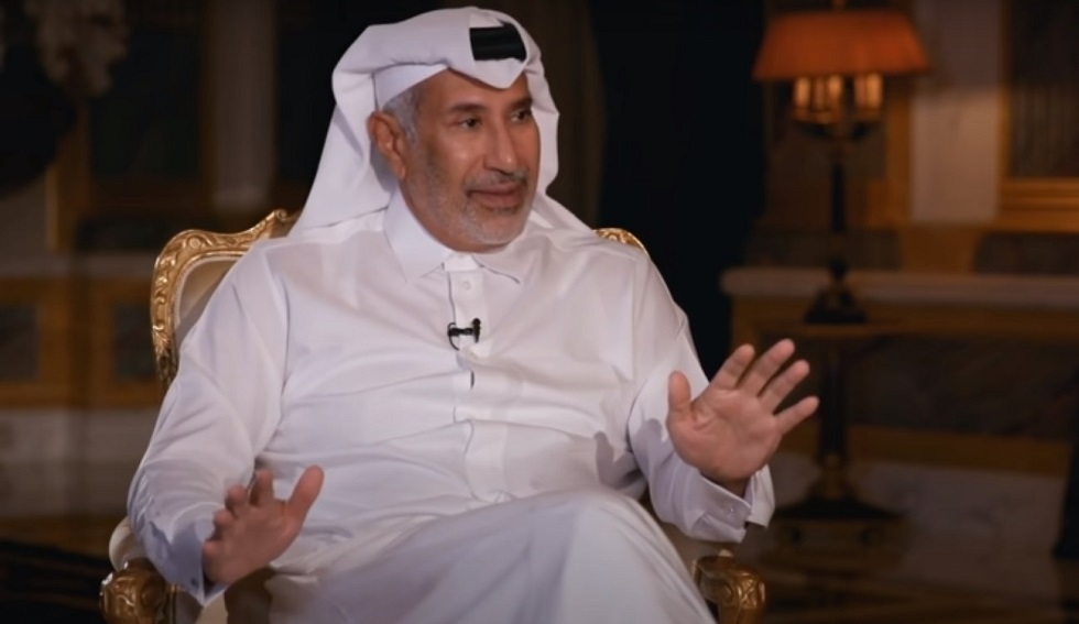 حمد بن جاسم يكشف تفاصيل اجتماعه مع الرئيس العراقي الراحل صدام حسين عام 2002 (فيديو)
