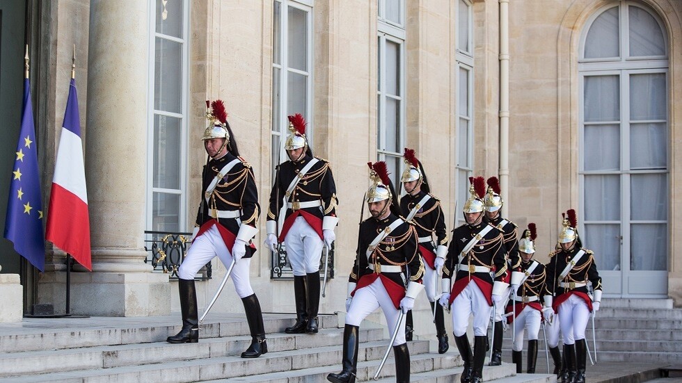 فرنسا تعلن إحراز تقدم في محادثات رباعية النورماندي