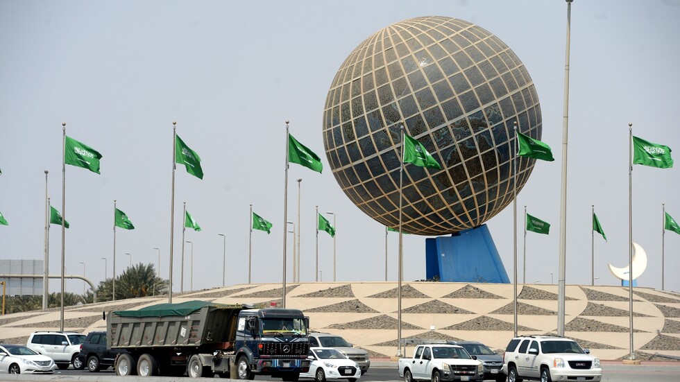 اعتبارا من اليوم في السعودية.. الجرعة التنشيطية شرط 