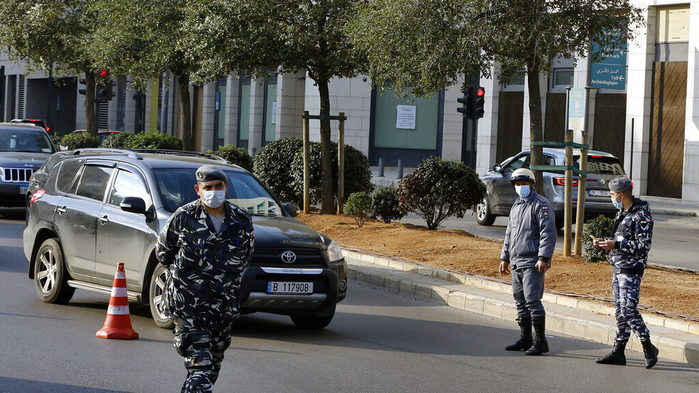 بسبب عدم رضاه عن النتيجة.. لبناني يقتل طبيب أسنان
