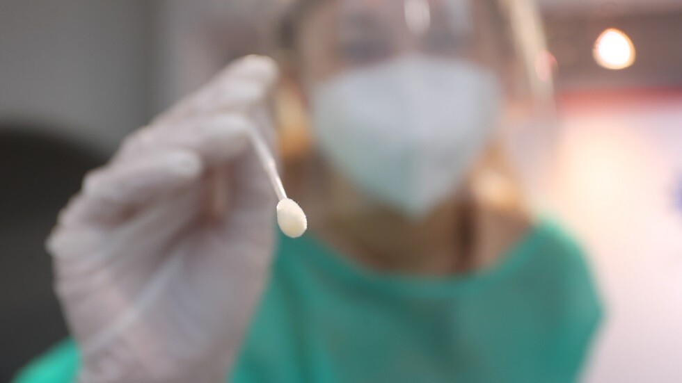 هل يمكن أن يعطي اختبار PCR نتيجة سلبية لدى مريض  مصاب بـ "أوميكرون"؟