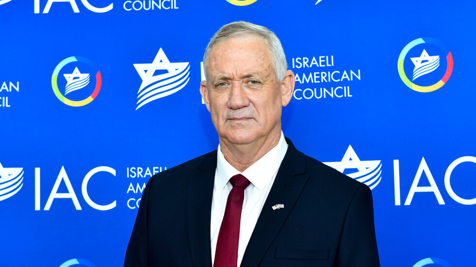 وزير الدفاع الإسرائيلي: عرضنا تقديم مساعدات للجيش اللبناني أربع مرات خلال عام