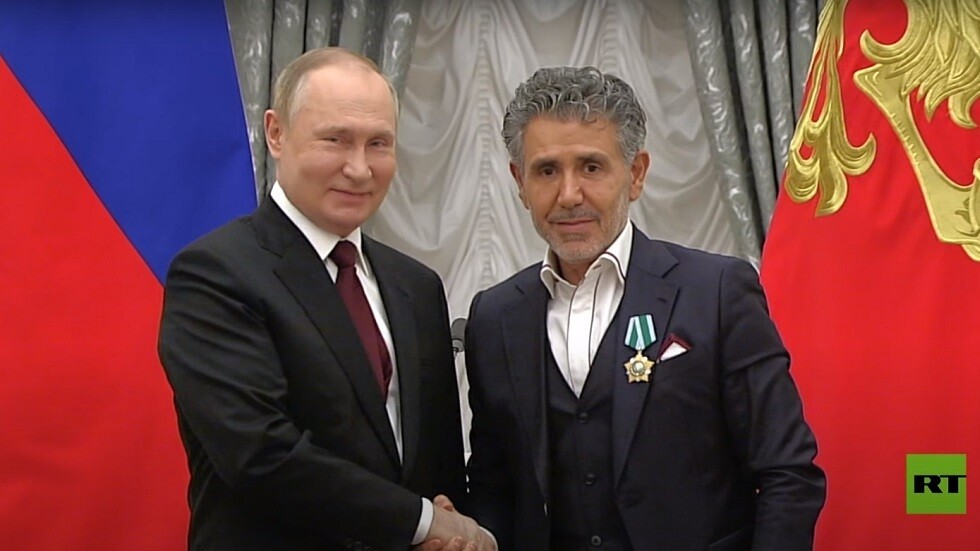 بوتين يمنح وسام الصداقة لطبيب العيون السوري الروسي البارز يوسف نعيم يوسف