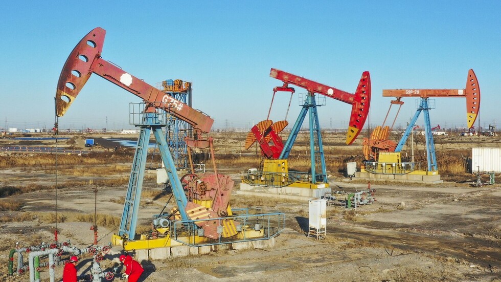 وزير النفط الإيراني: أسواق النفط بحاجة إلى زيادة إمدادات النفط الإيرانية