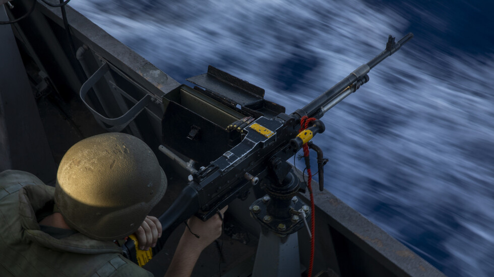 الجيش اللبناني يعلن عن خرق زورقين حربيين إسرائيليين مياهه الإقليمية