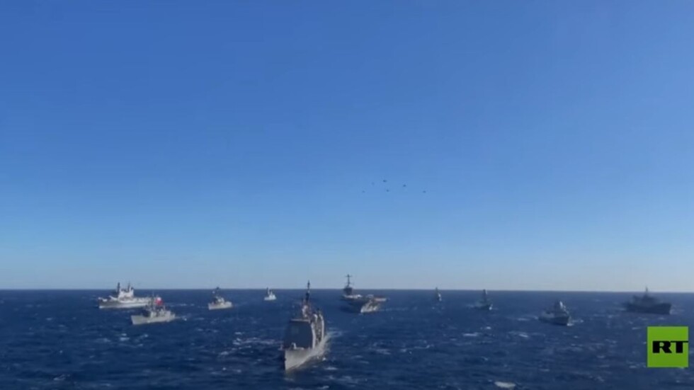 حاملة الطائرات الأمريكية 