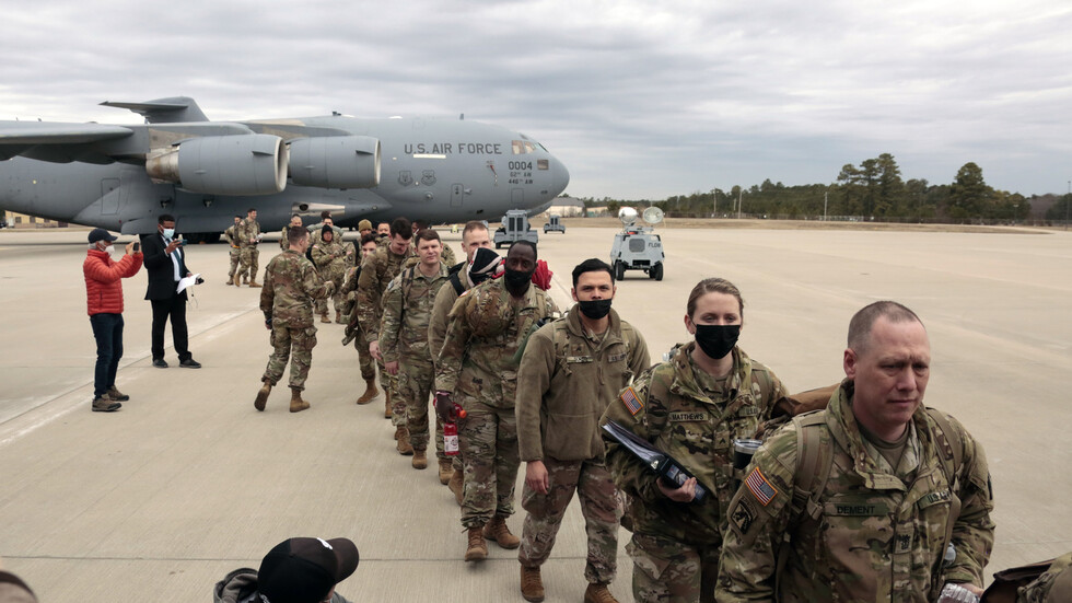 مجموعة متقدمة من القوات الأمريكية الإضافية تصل بولندا