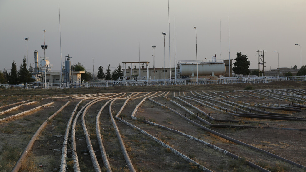سوريا تكشف عن إجمالي خسائر قطاعها النفطي منذ بداية الحرب