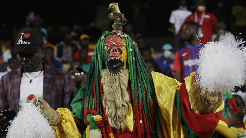 أبو بكر يتخطى المصري حسام حسن بعد 24 عاما.. فيديو