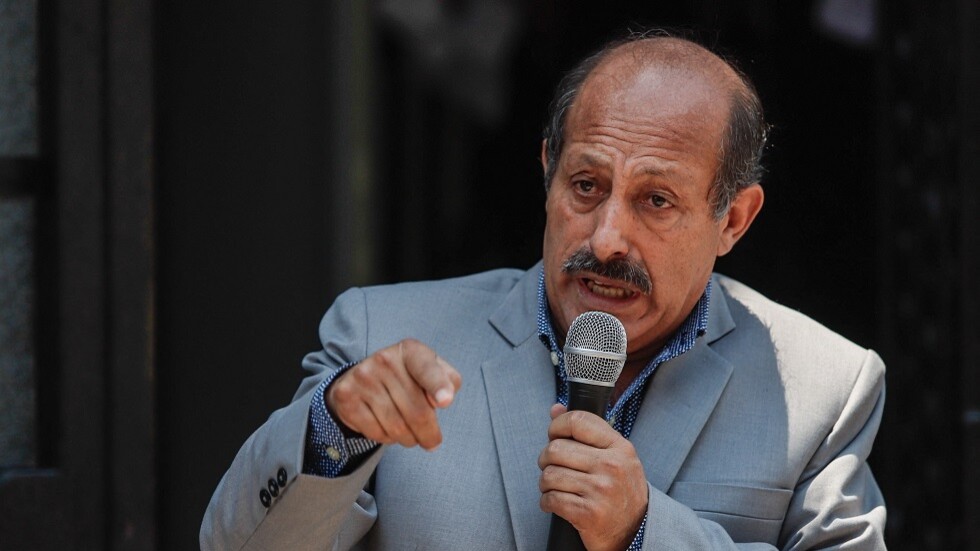 بسبب مزاعم عنف أسري ... رئيس وزراء بيرو يستقيل من منصبه بعد أيام من تعيينه