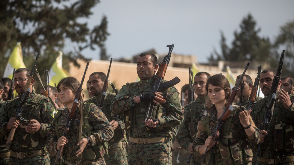 مستشار الأمن القومي العراقي: "قوات سوريا الديمقراطية" غير مؤهلة للسيطرة على سجون الإرهابيين