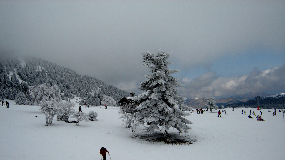 اليونان.. العثور على جثث 3 متسلقين مفقودين في جبل هيلموس