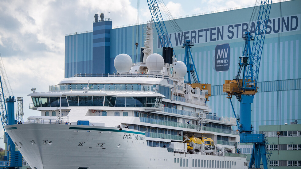 بسبب دعوى قضائية أمريكية.. احتجاز سفينتين سياحيتين في جزر الباهاماس