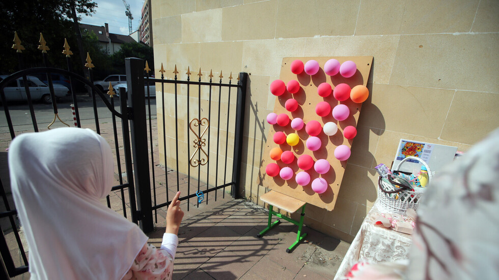 احتجاجات في ولاية هندية ضد قرار يمنع ارتداء الحجاب في بعض المدارس