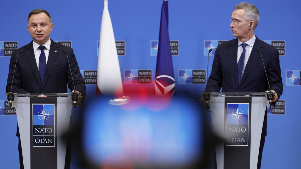 الرئيس البولندي: نخشى أن تبقى الوحدات الروسية في بيلاروس بعد انتهاء التدريبات هناك